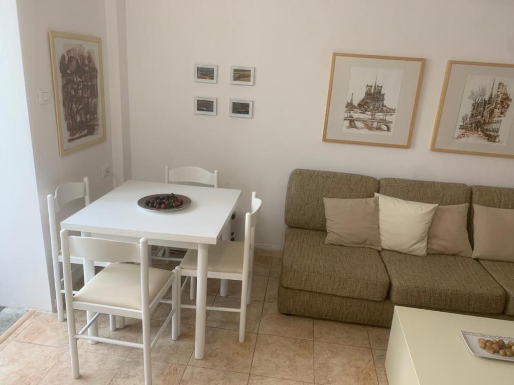 Alea2 Apartment Tirana Kültér fotó