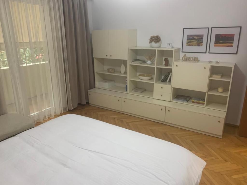 Alea2 Apartment Tirana Kültér fotó