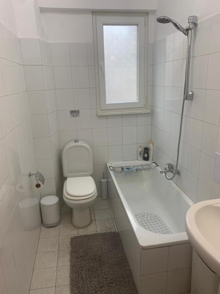 Alea2 Apartment Tirana Kültér fotó