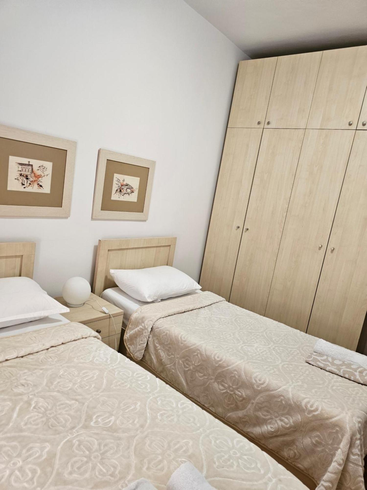 Alea2 Apartment Tirana Kültér fotó